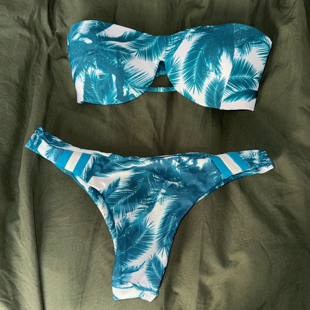 Mikoh Bikini Set